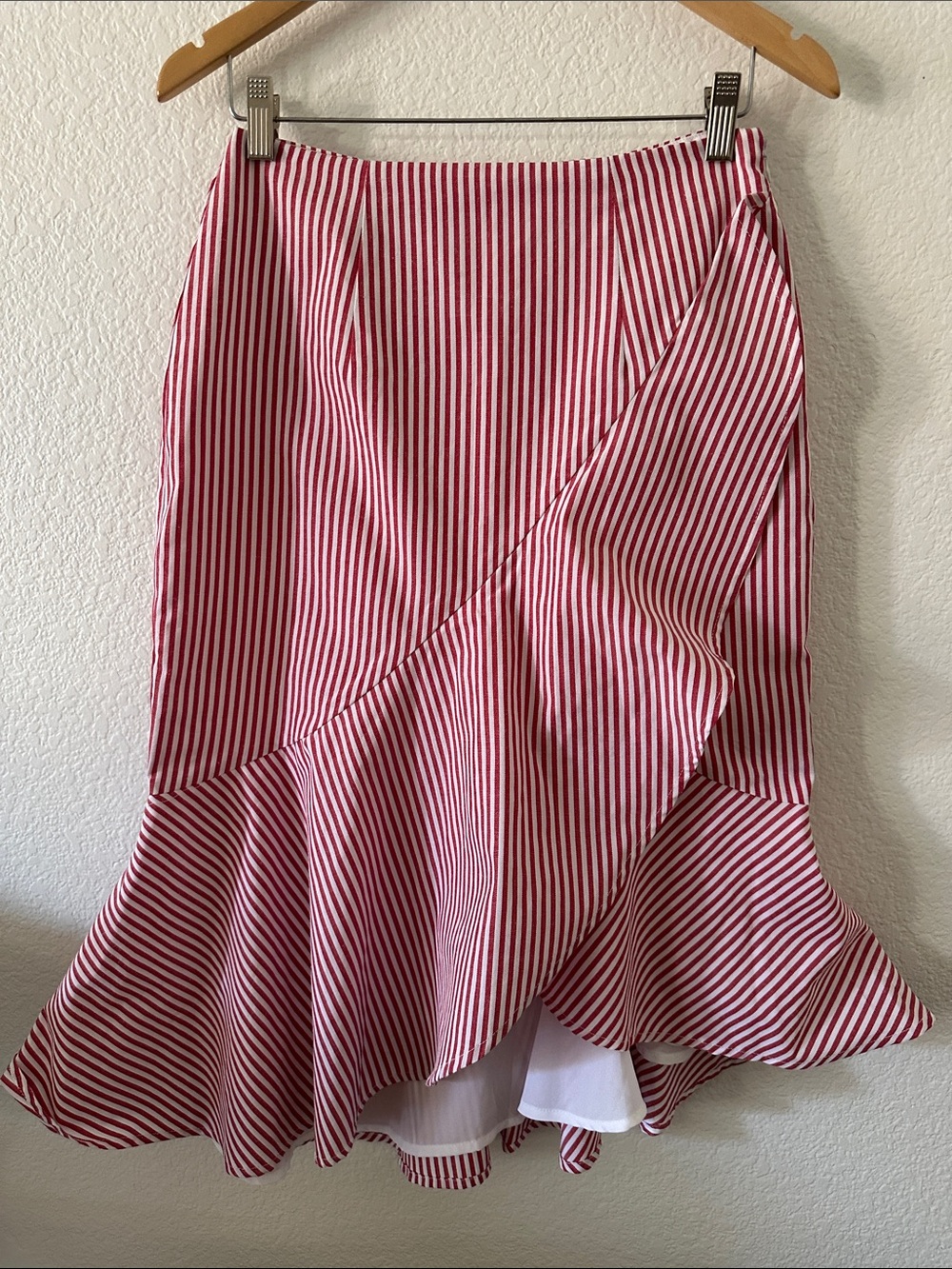 WAYF Striped Red Ruffle Asymmetrical Skirt Sz Small